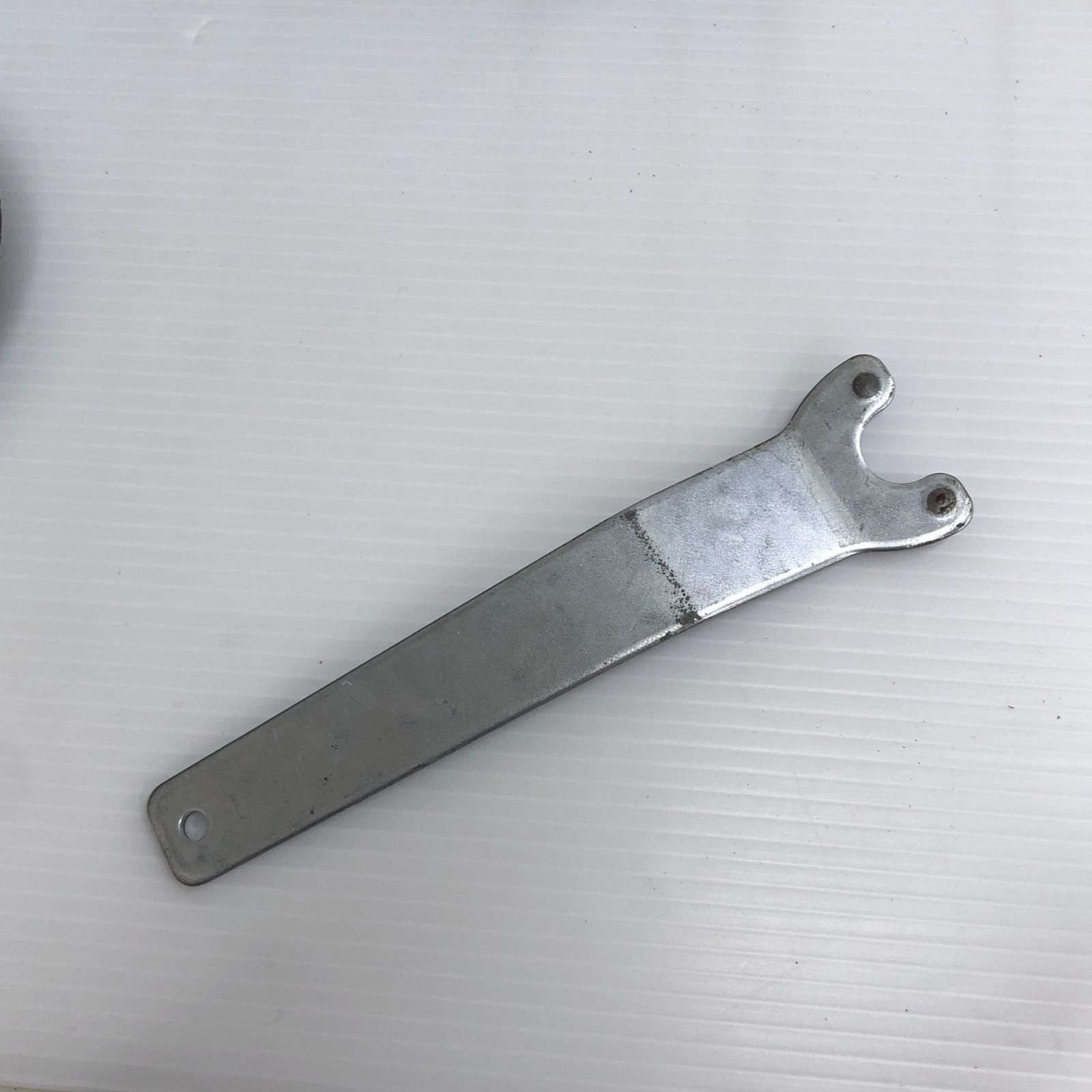 ДДMAKITA マキタ 14.4v 100mmグラインダー 充電器 充電池1個 ケース付 GA400D