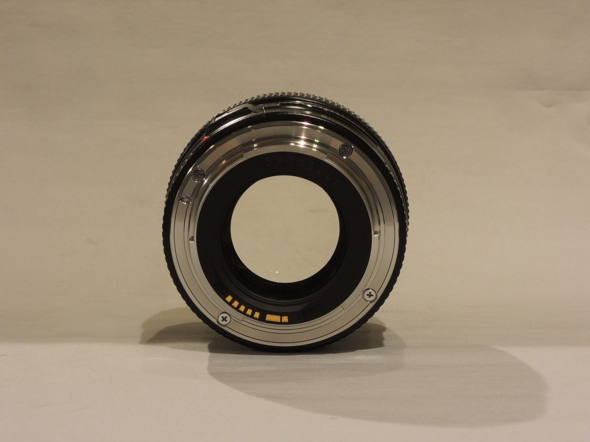  キヤノン EF 85 mm F 1 8 USM レンズ(単焦点) カメラ