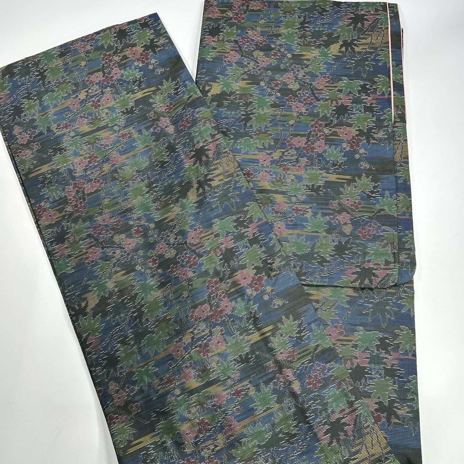 着物まとめ売り、袷、大島紬、リメイク素材、正絹P387 大島紬 7枚 正絹 着物まとめ売り 同梱購入歓迎 リメイク用 着付け練習