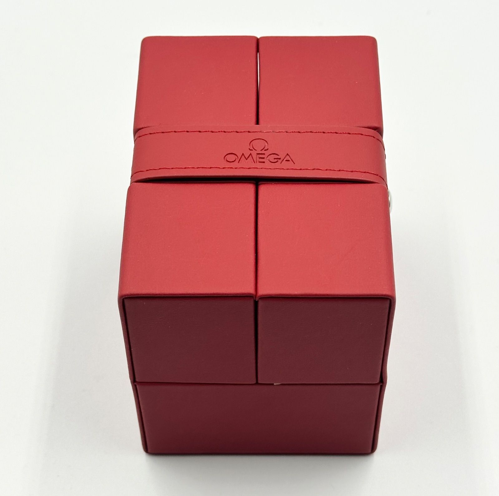 未使用に近い✨️】OMEGA オメガ 純正 赤レザー 腕時計 空箱 - メルカリ