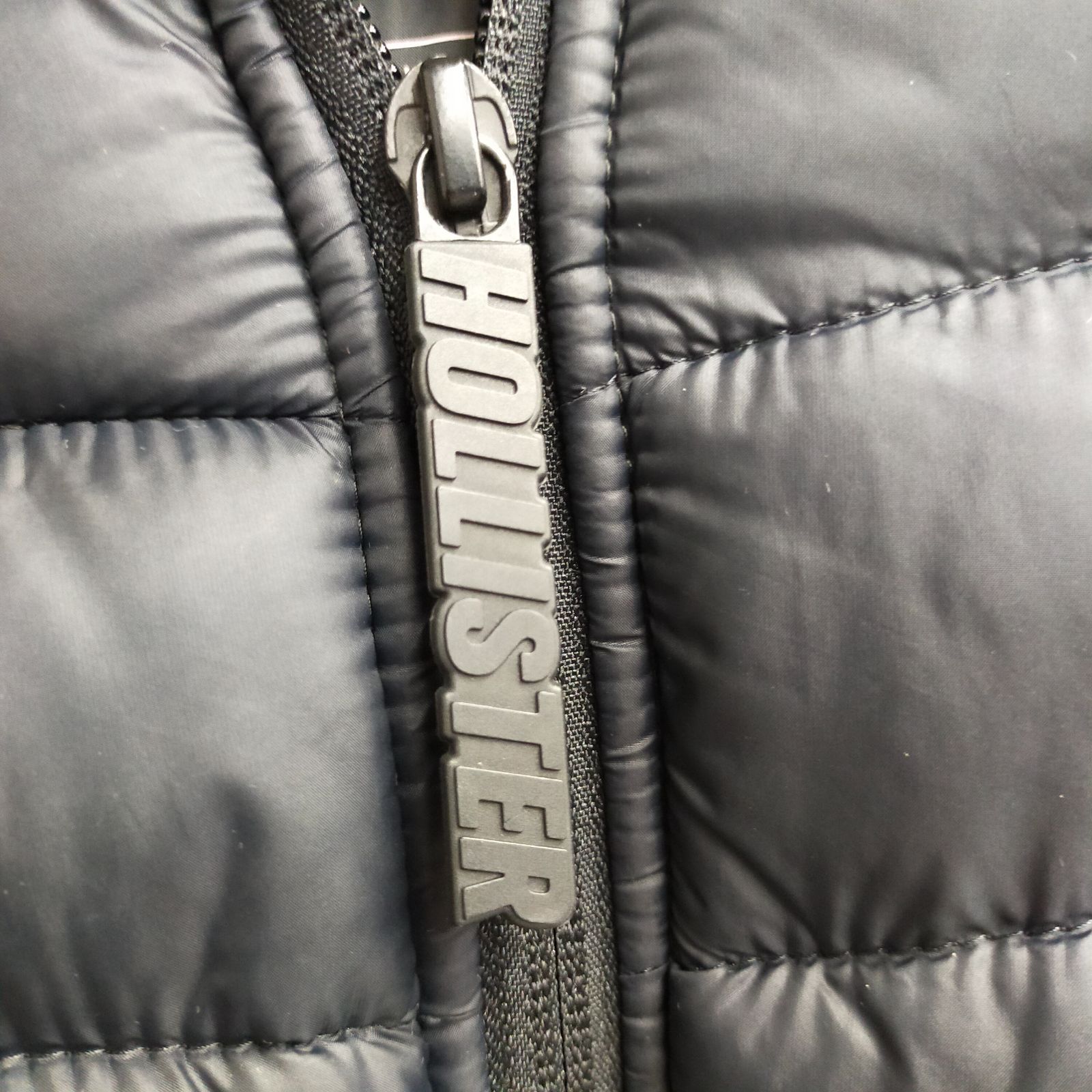 M11033 【HOLLISTER】 ホリスター フード付 ダウンジャケット ジップ 