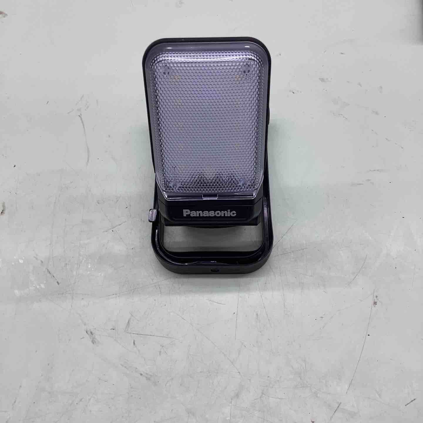 パナソニック 工事用充電LEDライト EZ 37 C 4 B