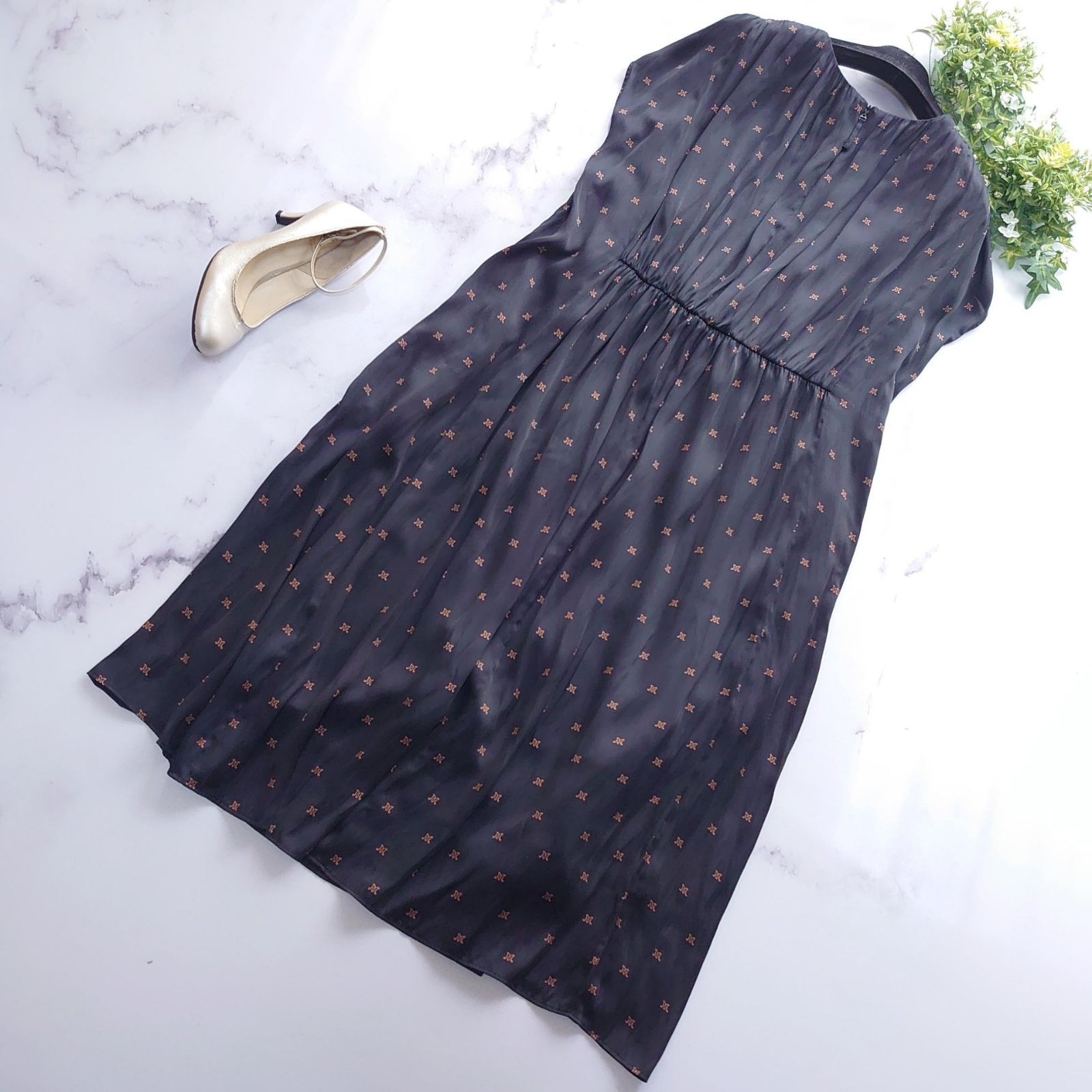 XL相当 マッキントッシュロンドン