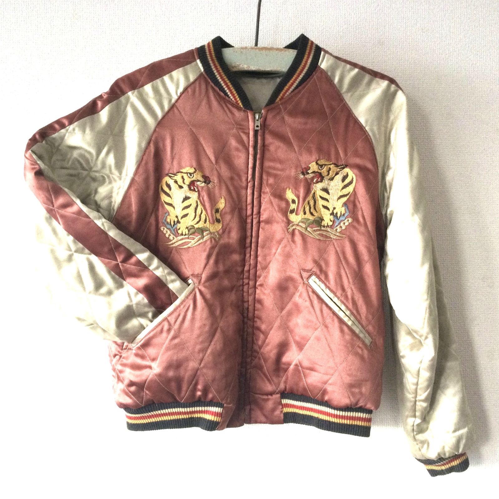11191 初期M品番 テーラー東洋 スカジャン 21 st T.C.S.ジャケット Mサイズ M 18332 立川Japan 虎 龍 蜂 Bee Liners刺繍 リバーシブル サテン