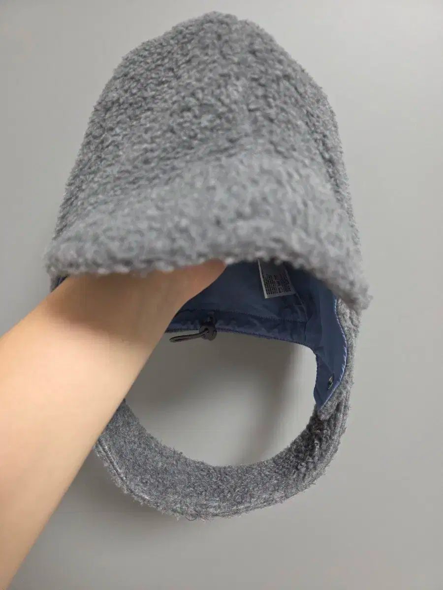 フレックル イヤーパフ フリース キャップ