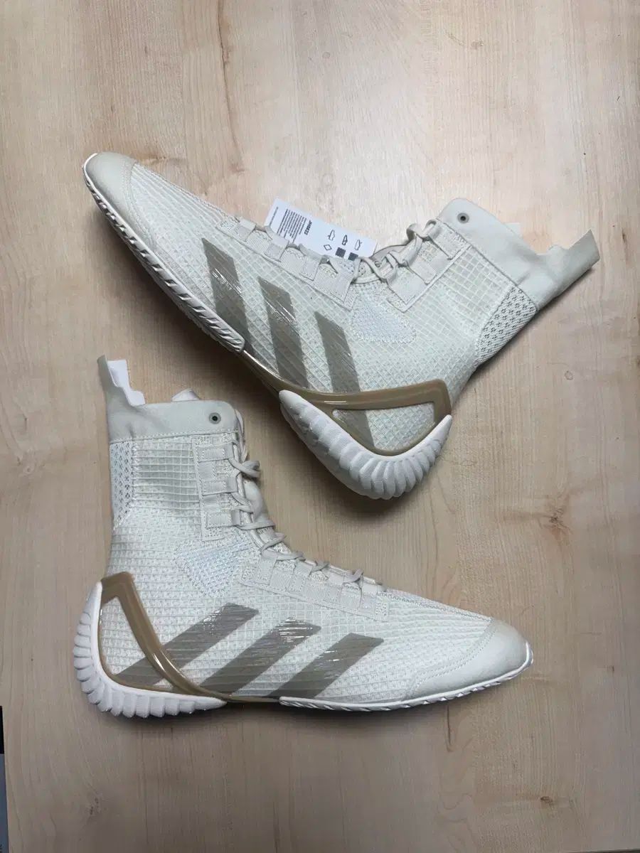 アディダス スピデックス 23