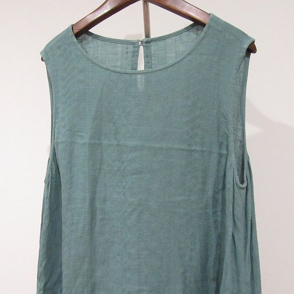 群言堂・根￼々　ノースリーブワンピース snc 根々 群言堂 ネネ グンゲンドウ ワンピース ノースリーブ 総柄