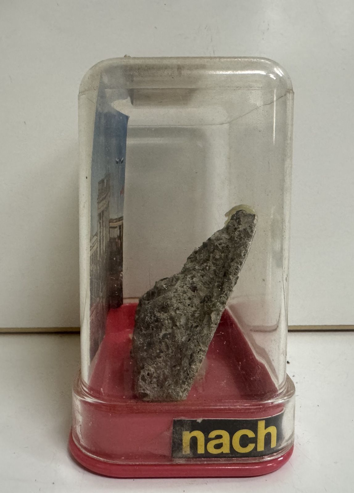 ベルリンの壁 破片 東西ドイツ統一 No.28483 ベルリンの壁 破片 置物 東西ドイツ統一 - メルカリ