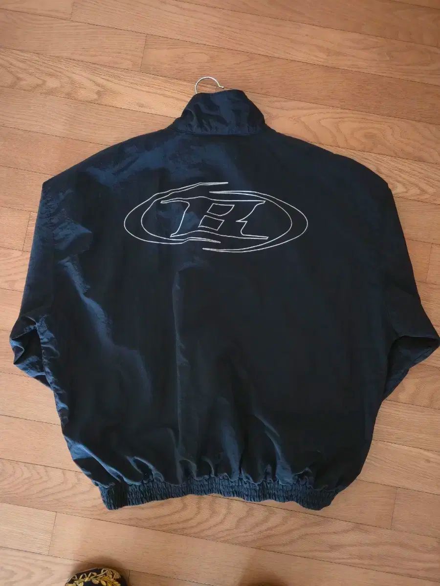 BORN TO WIN ビッグシンボル アノラック