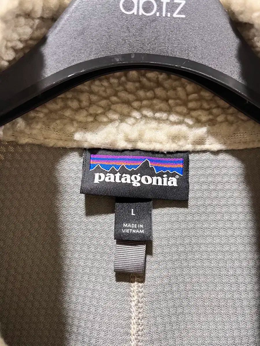 パタゴニア レトロ パイル ベスト アイボリー マスタード