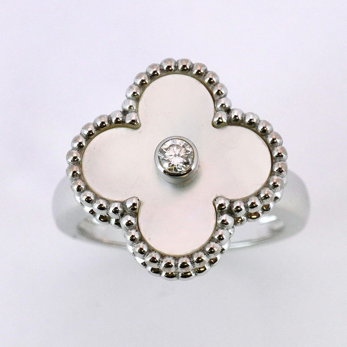 5 jmb 0832 ヴァンクリーフ＆アーペル リング ヴィンテージ アルハンブラ 1 PD K 18 WG ホワイトゴールド ダイヤモンド マザーオブパール ＃48 レディース