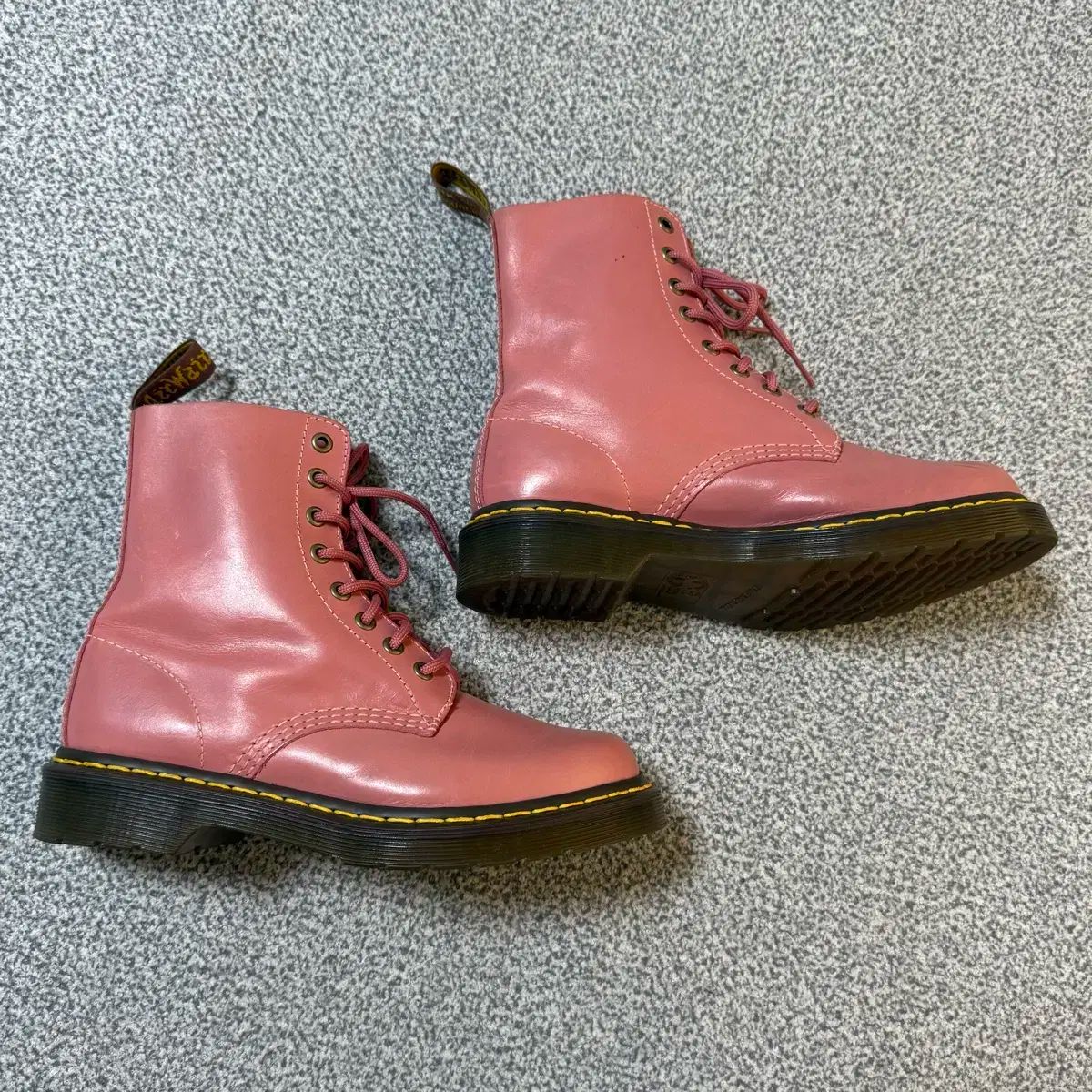 8ホール ブーツ