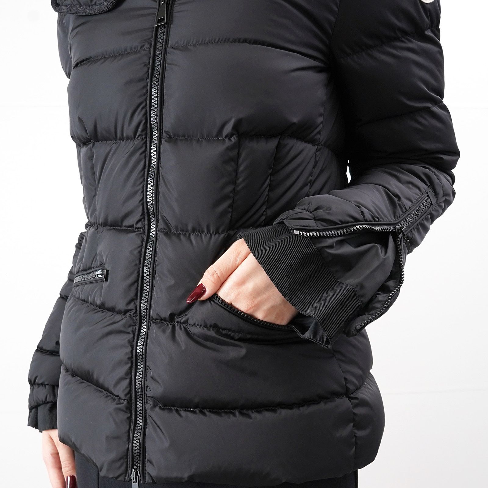 MONCLER モンクレール BETULA ダウンジャケット 4696605 54155 - メルカリ