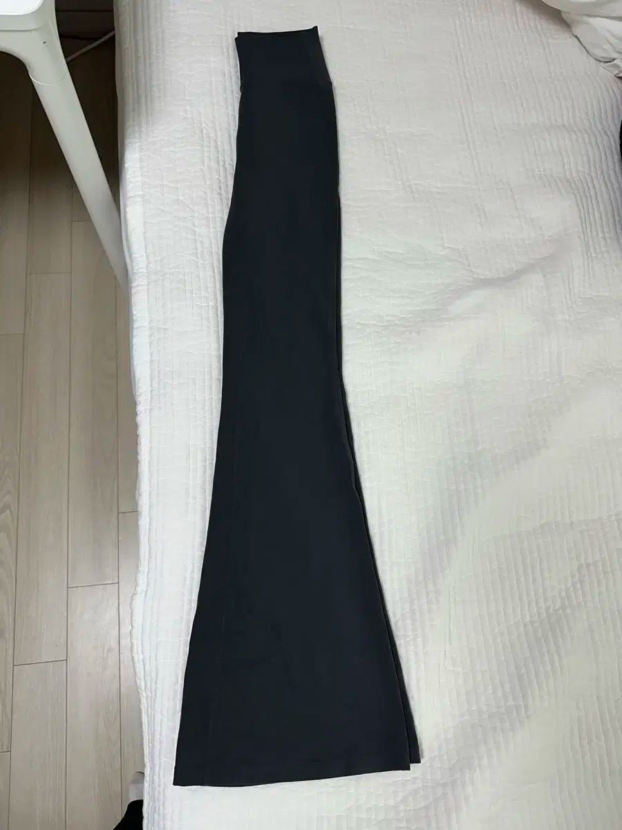 ウォナビーズフィット 修正フィット DEMI ブーツカット レギンス ロング丈 4 cm チャコール