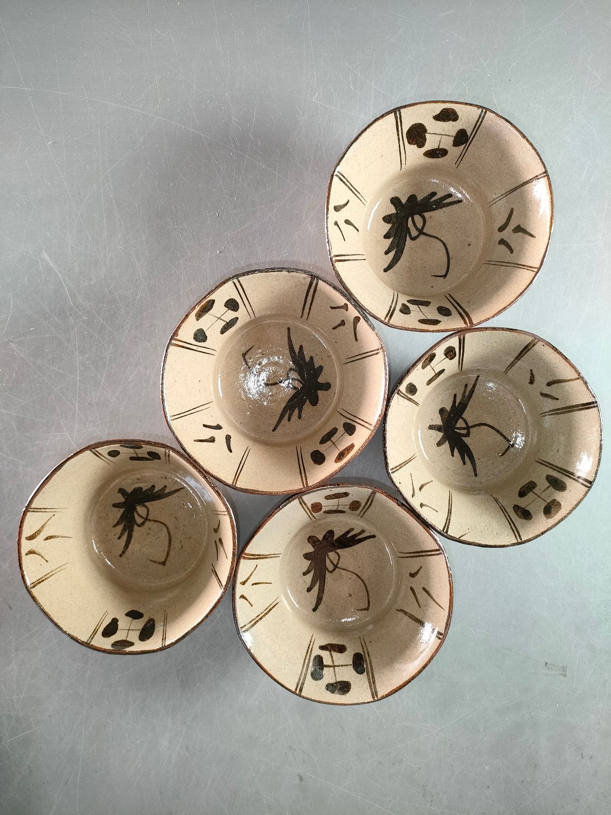 S15-4 唐津焼 十三代中里太郎右衛門窯 絵唐津向付5客 共箱 銘々皿 飾鉢 盛鉢 懐石道具