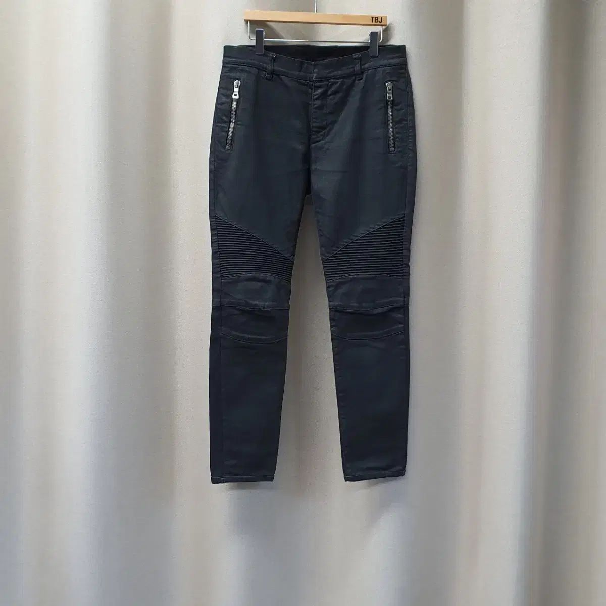 バルマン コーティングデニム ストレッチ パンツ