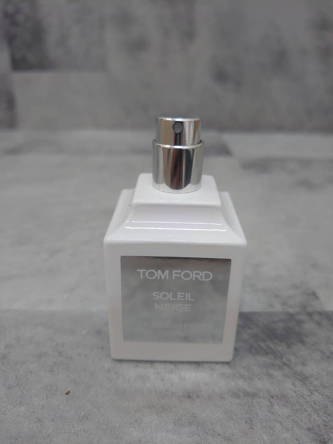  TOM FORD ソレイユ ネージュ オーデパルファン 30 ml 香水(ユニセックス) 香水