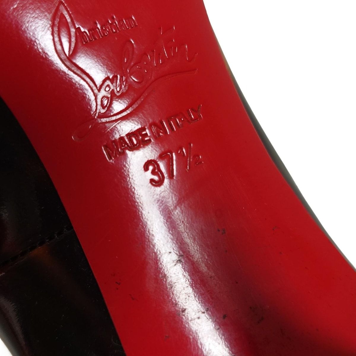 クリスチャンルブタン