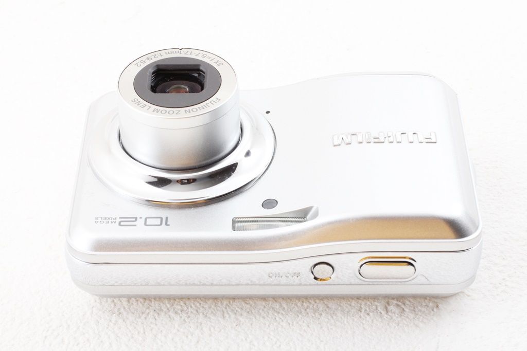 美品 FUJIFILM FinePix A170 コンパクトデジタルカメラ Compact Digital Camera FUJIFILM FinePix A170 10.2MP Silver & Two