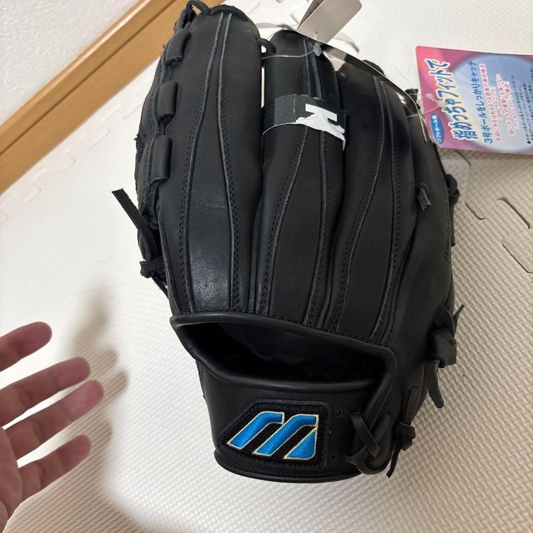 Mizuno 黒 ソフトボールグローブ BUWLEAGUE 左利き用
