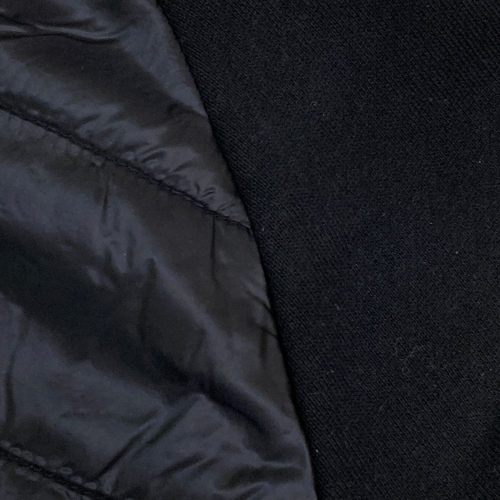 長袖ジップパーカー