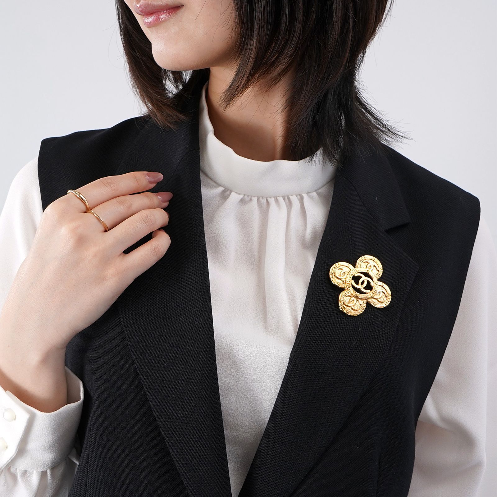 CHANEL ブローチ VINTAGE ヴィンテージ ゴールド