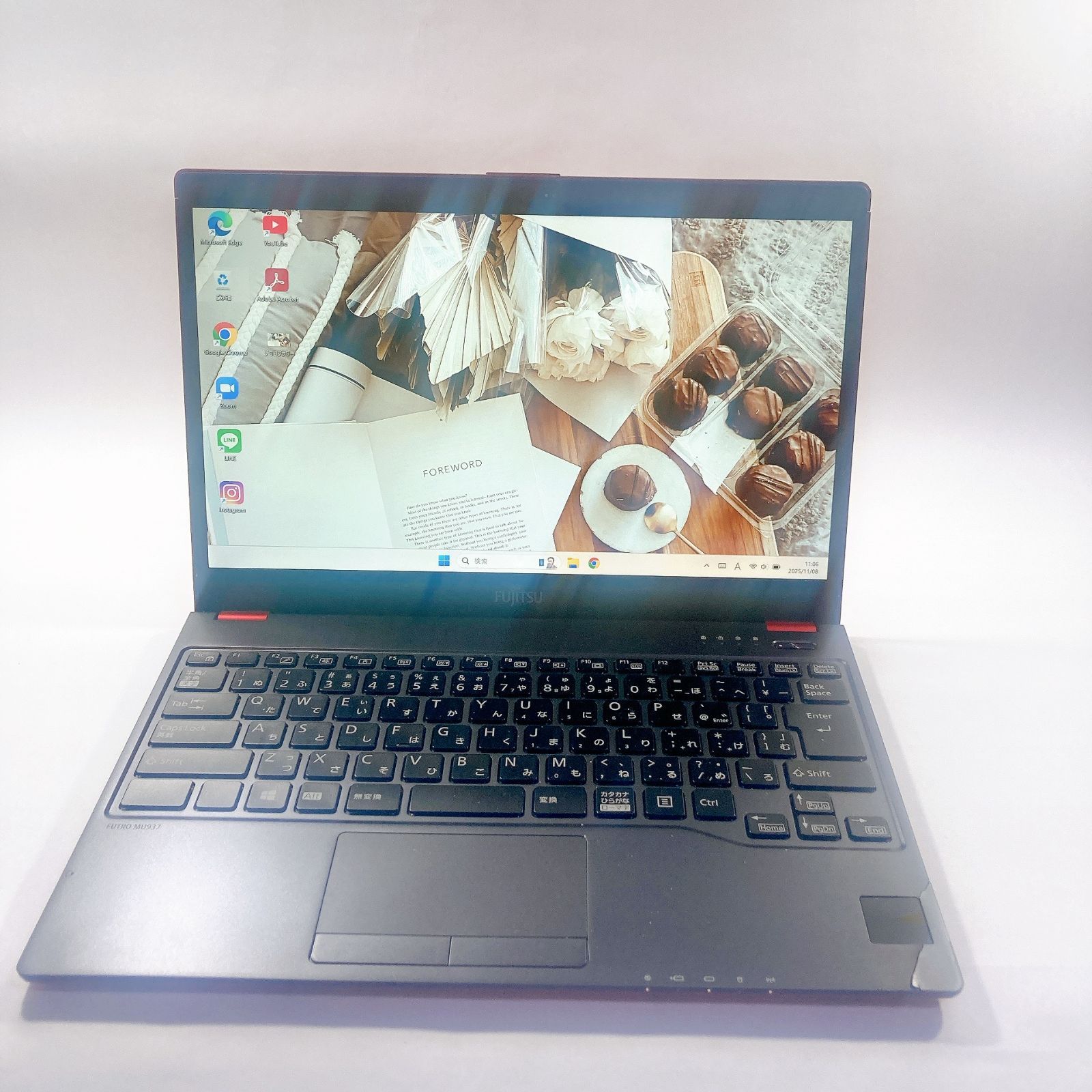 526✨赤/爆速SSD新品 /薄型軽量 /Office付き✨すぐ使えるノート