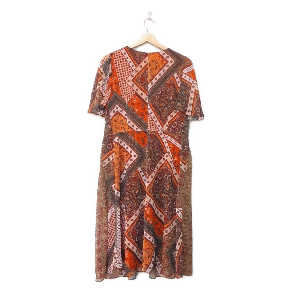 TAM ヴィヴィアンタム ワンピース サイズ38 M レディース - オレンジ×カーキ×マルチ Vネック 半袖 ひざ丈