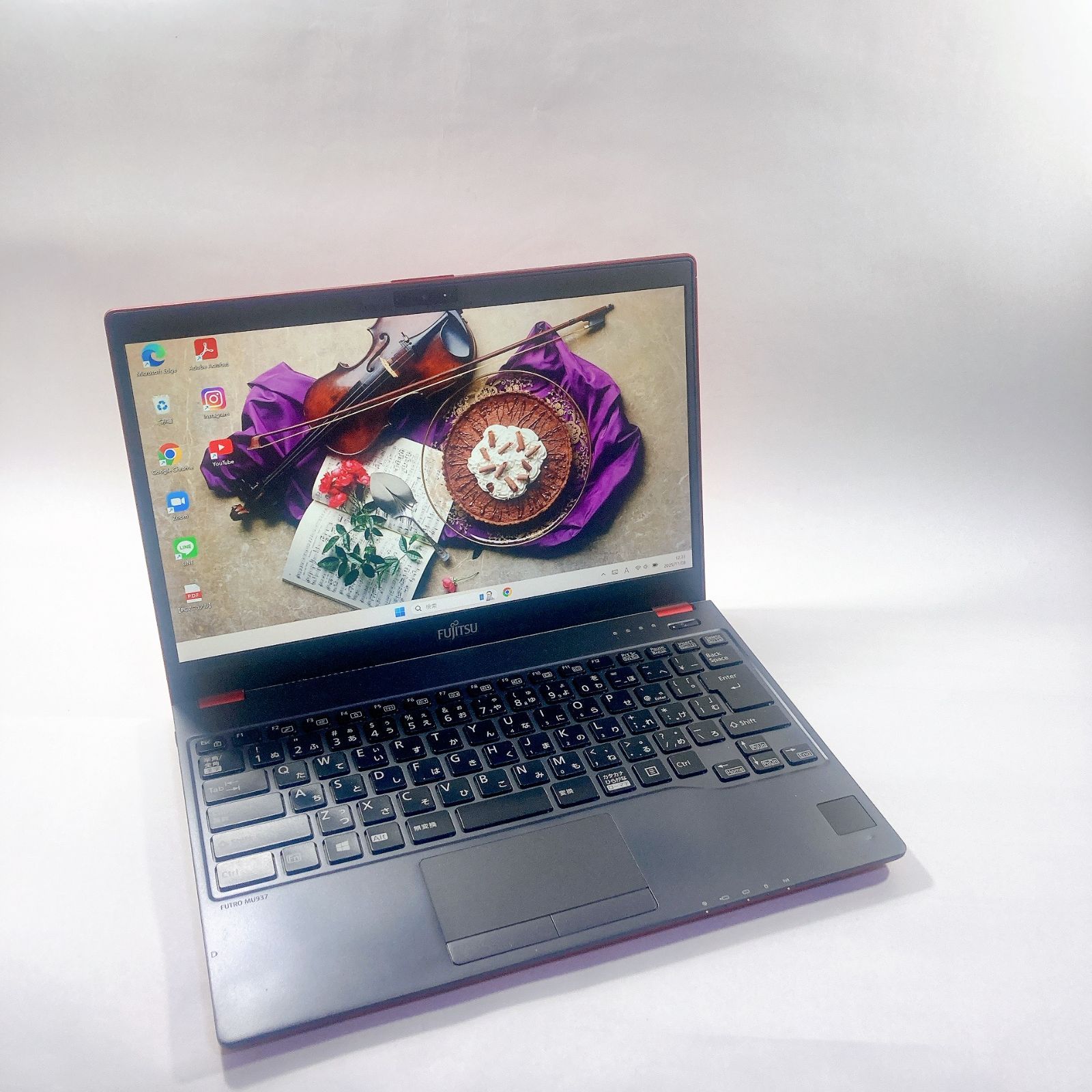 527✨爆速 SSD新品 /Win11/薄型軽量 /赤✨すぐ使えるノートパソコン