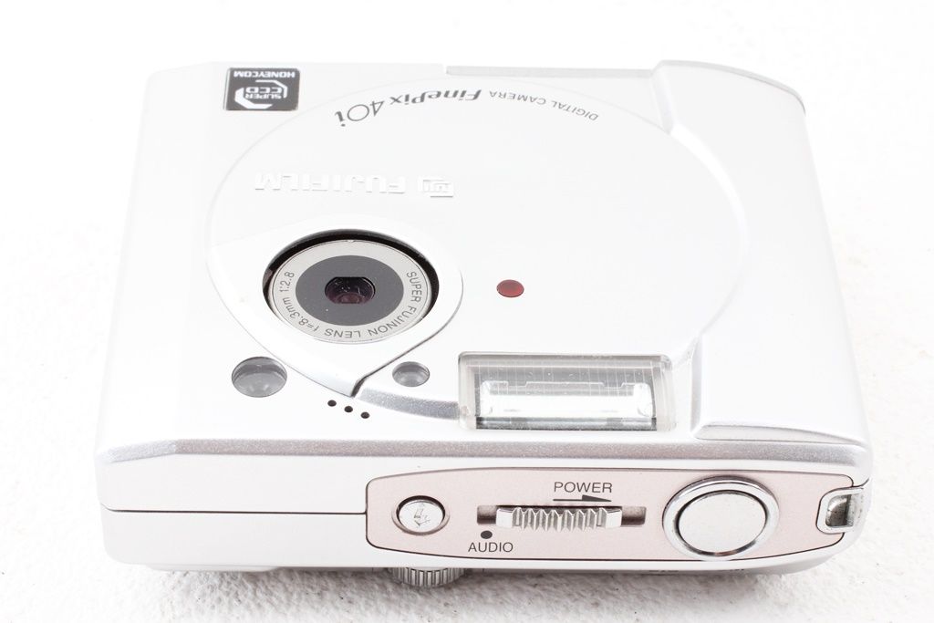 【ジャンク】FUJIFILM FinePix 40i ジャンク FUJIFILM フジフィルム FinePix 40i 240万画素 デジカメ