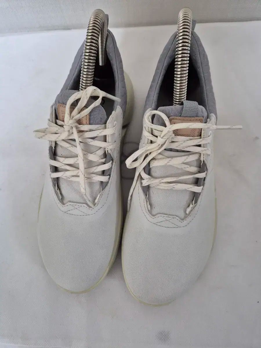 Ecco バイオム ゴルフシューズ 235サイズ