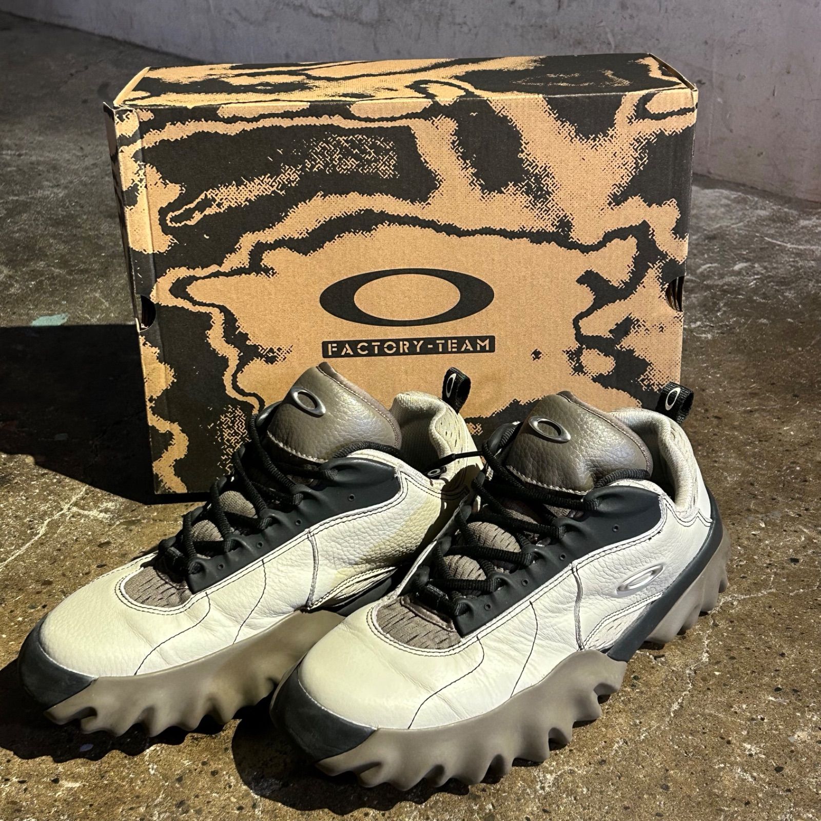OAKLEY CHOP SAW FACTORY TEAM ×BRAIN DEAD MOONSTRUCK/PUTTY 
