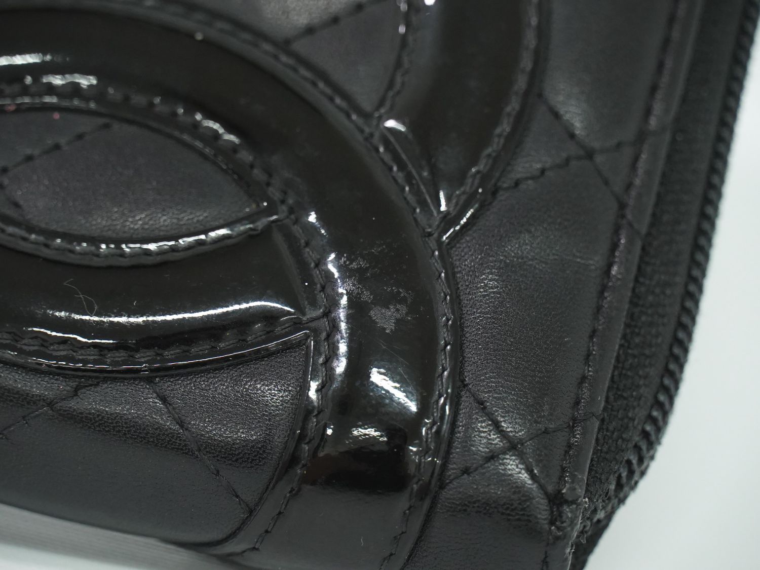 レザー ブラック