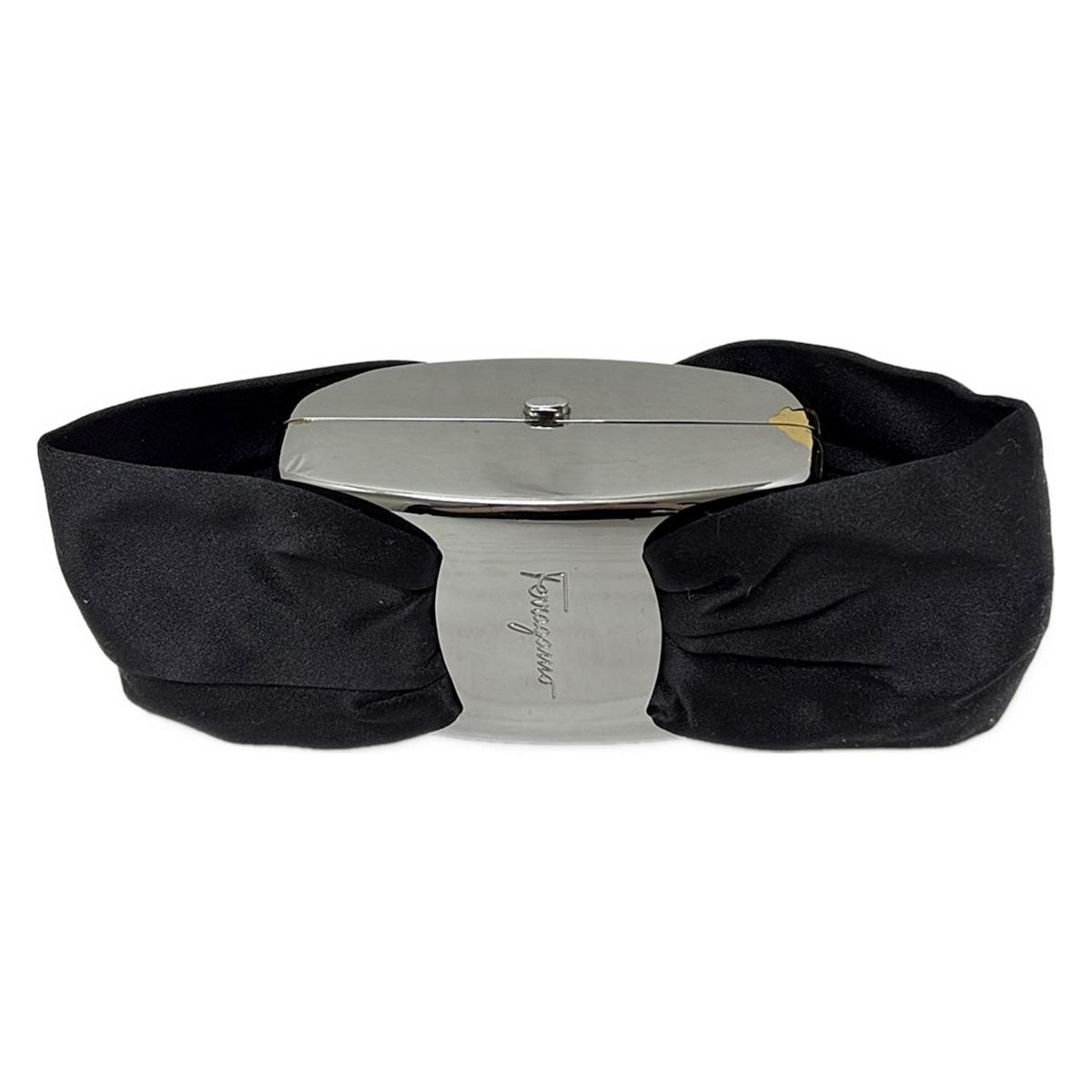 FERRAGAMO SalvatoreFerragamo サルバトーレフェラガモ クラッチバッグ ヴァラ シルバー×黒