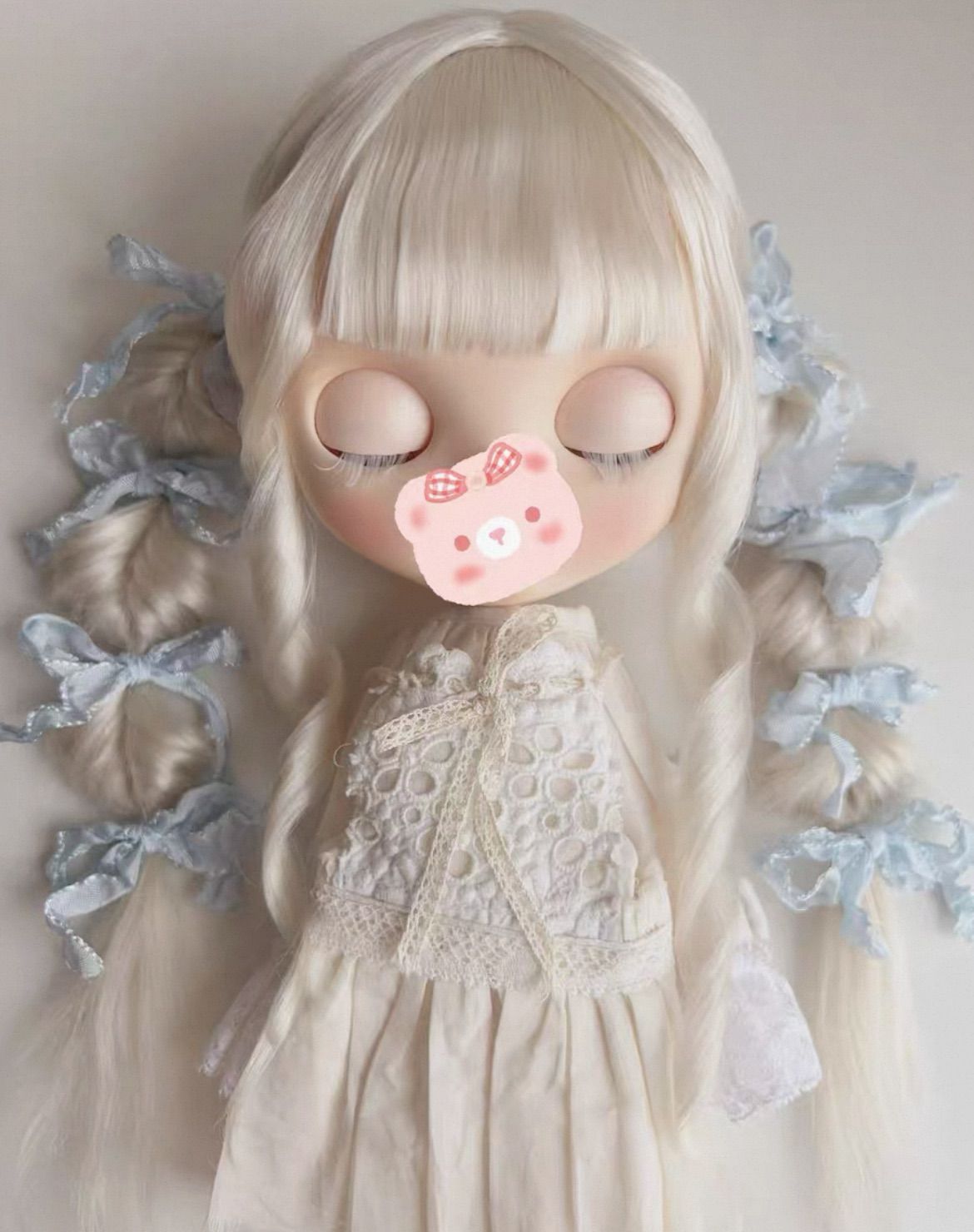 倉庫整理 品 ブライス ウィッグ モヘアウィッグ 海外作家 ミルクホワイト バブル編み リボン