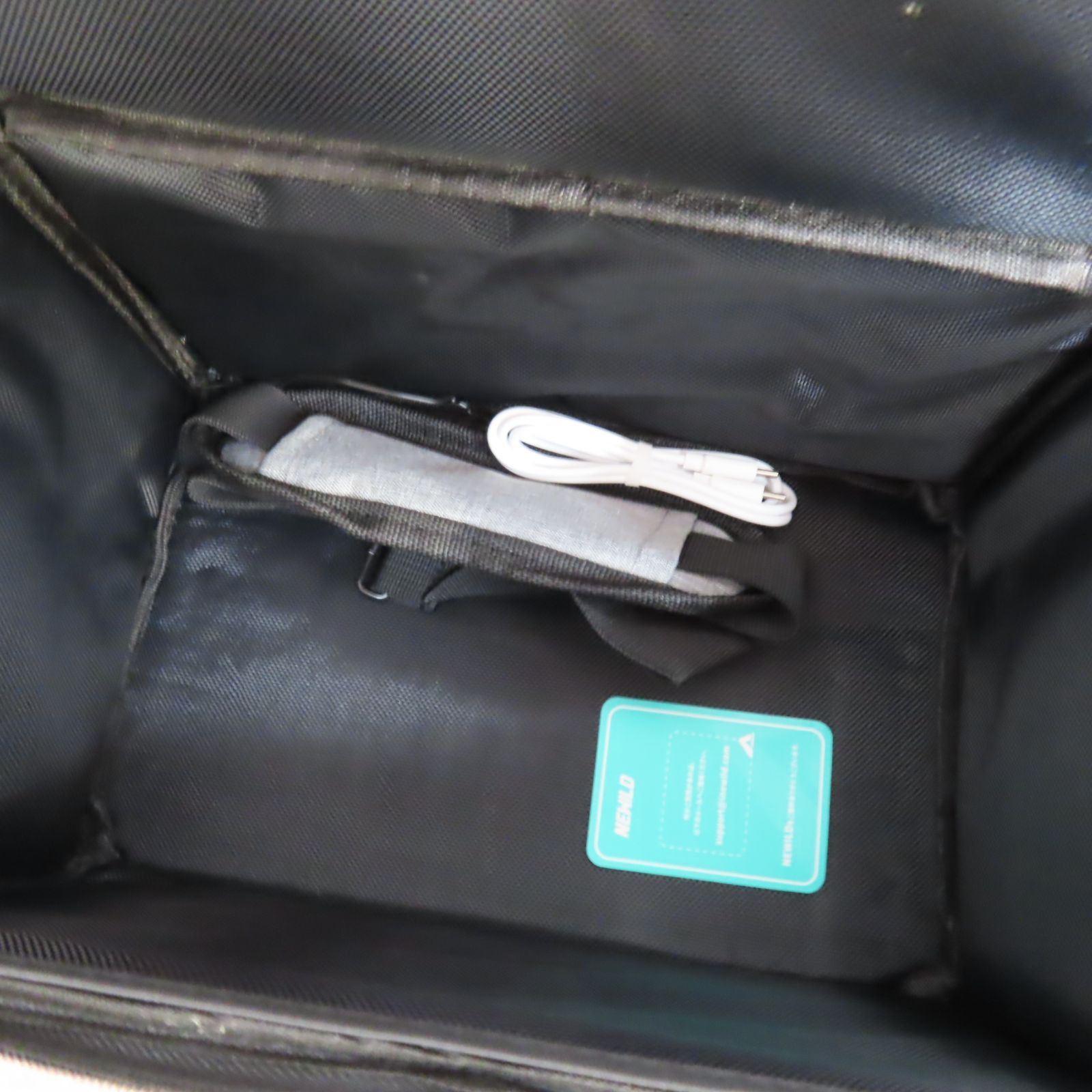 ポータブル電源 NEWILD