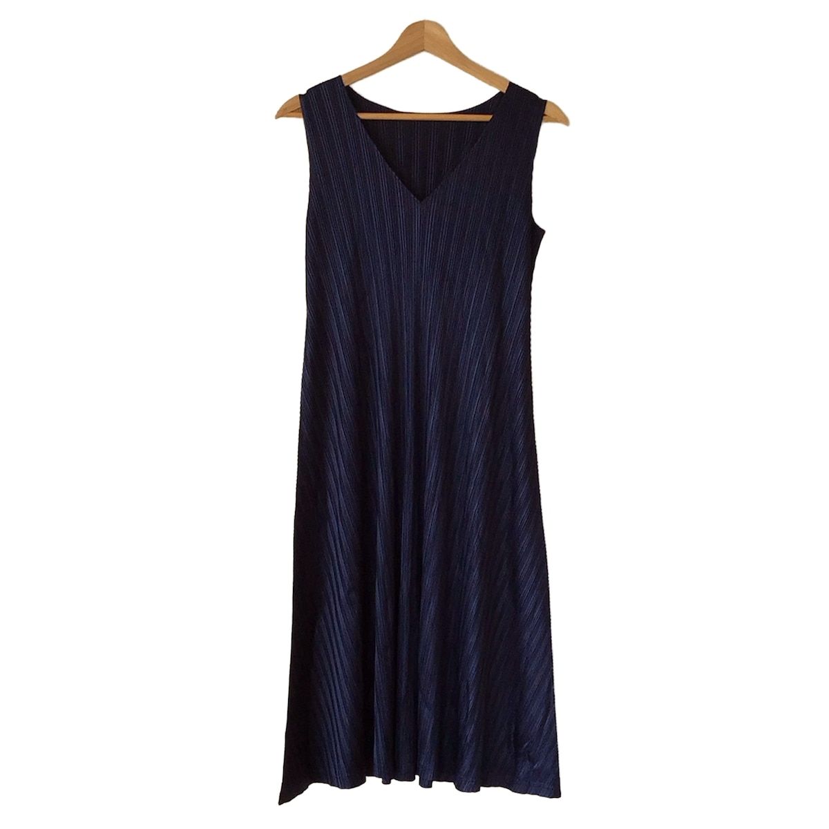 PLEATS PLEASE プリーツプリーズ ワンピース サイズ3 L レディース - ネイビー Vネック ノースリーブ ロング