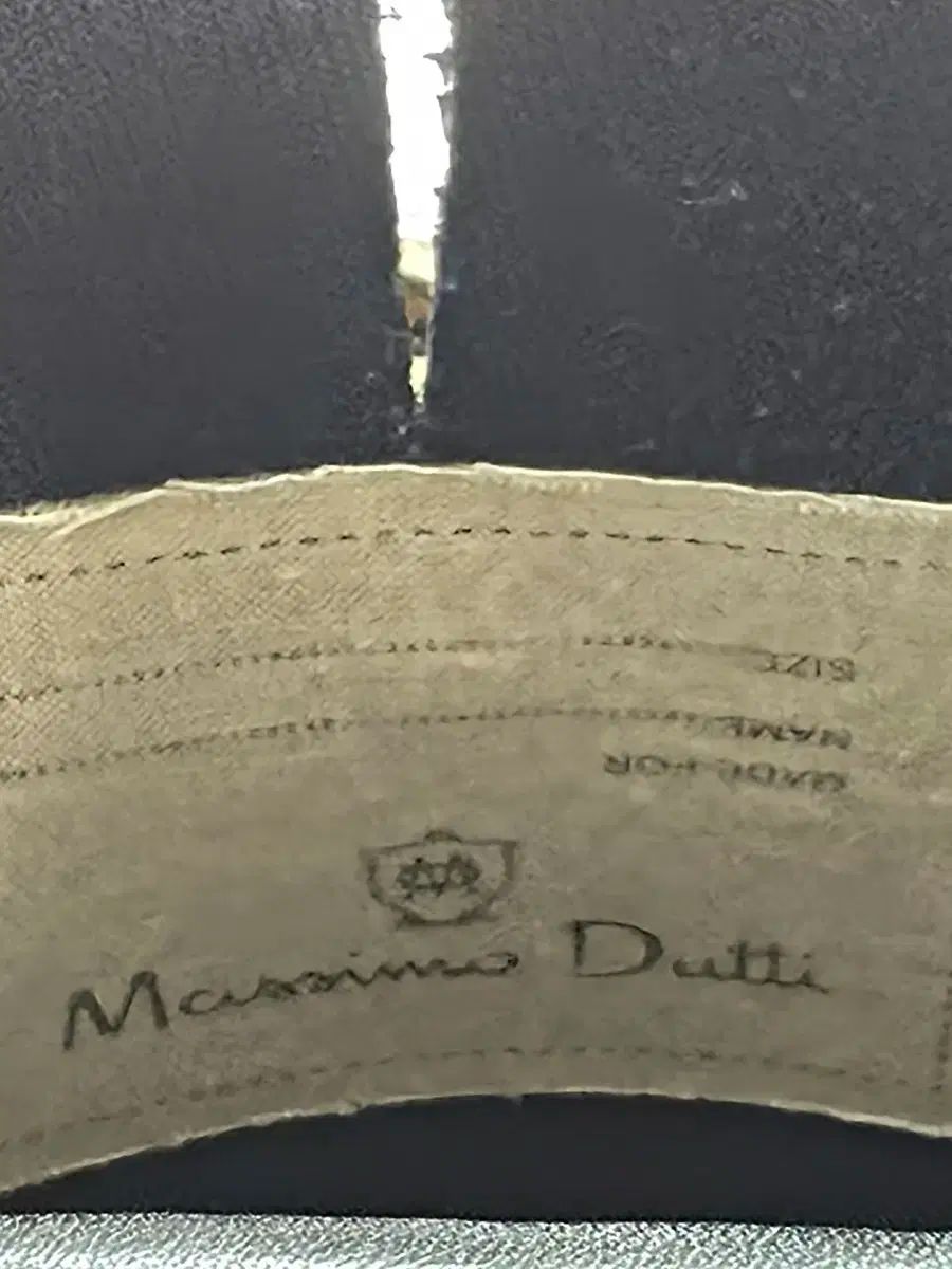 Modutti マッシモ