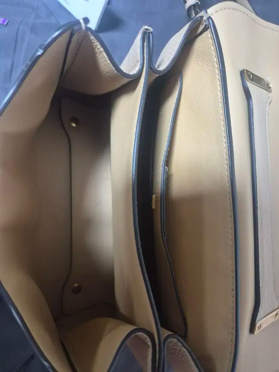 FERRAGAMO フェラガモ ガンチーニ 麻 ウール バッグ スモール