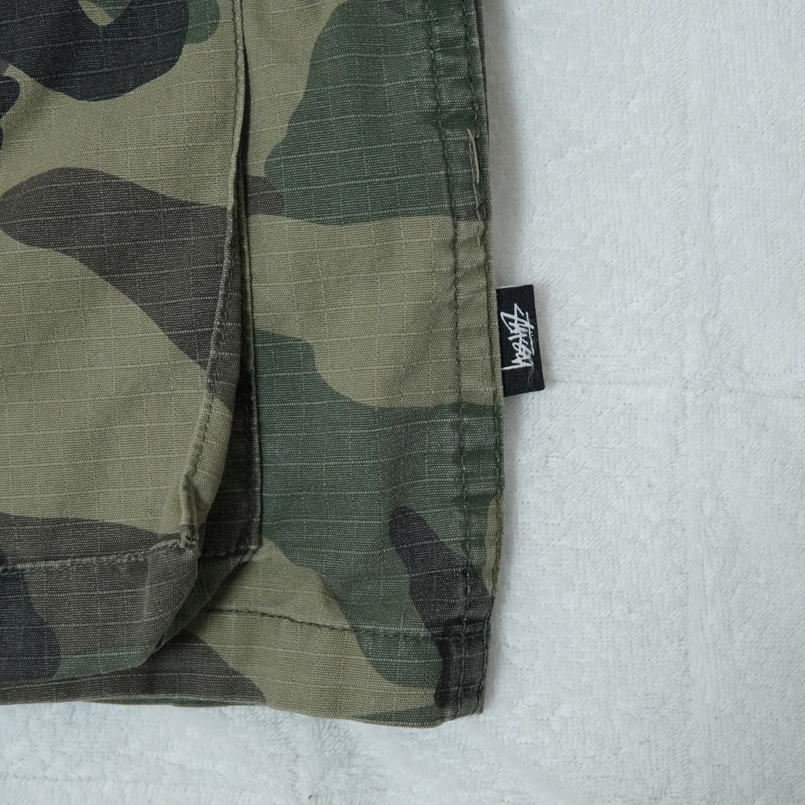 希少サイズ　stussy ミリタリージャケット　XL カモフラ 古着 ステューシー STUSSY 迷彩柄 ミリタリージャケット メンズM相当