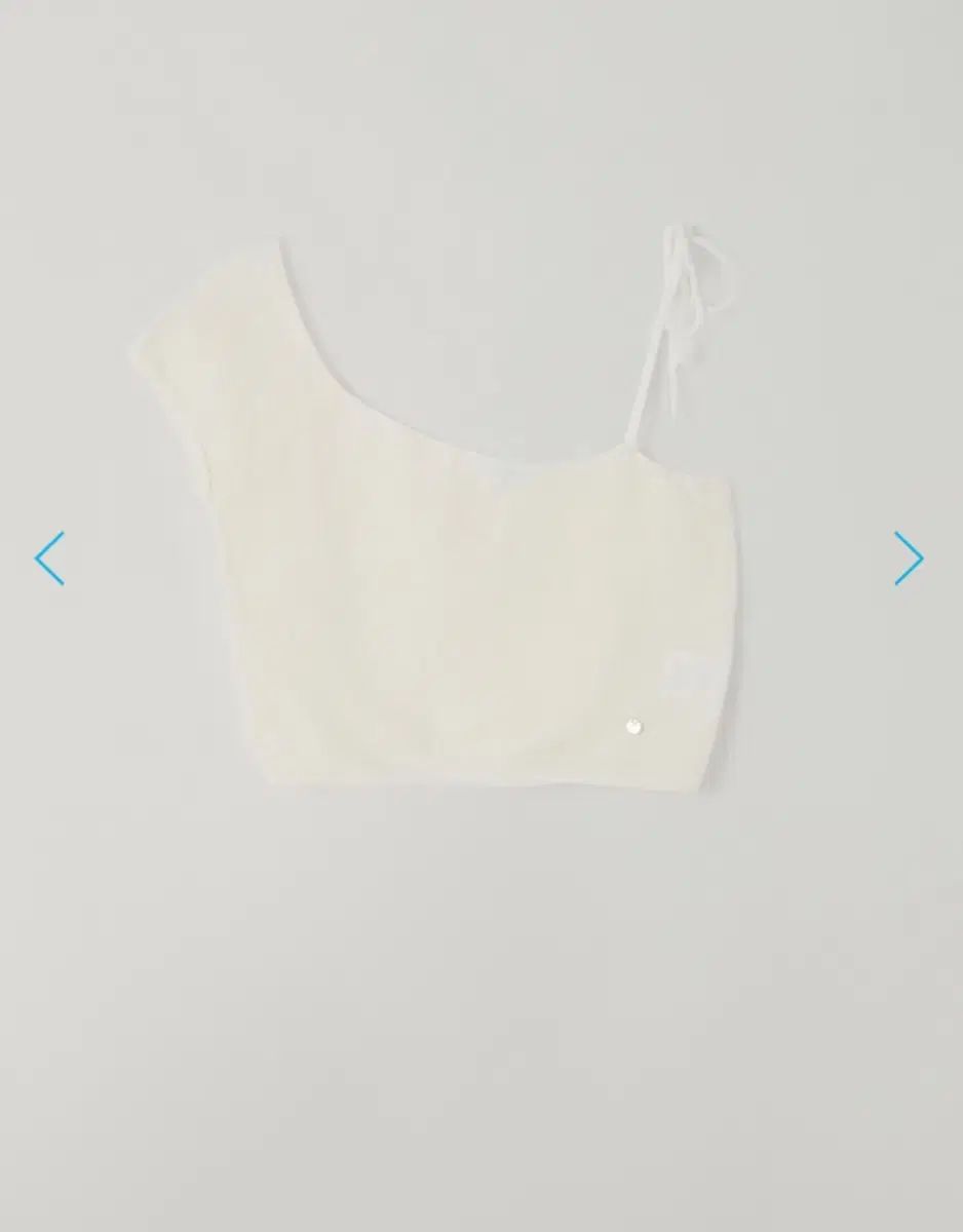 タナッ アシンメトリー レイヤード ニット アイボリー