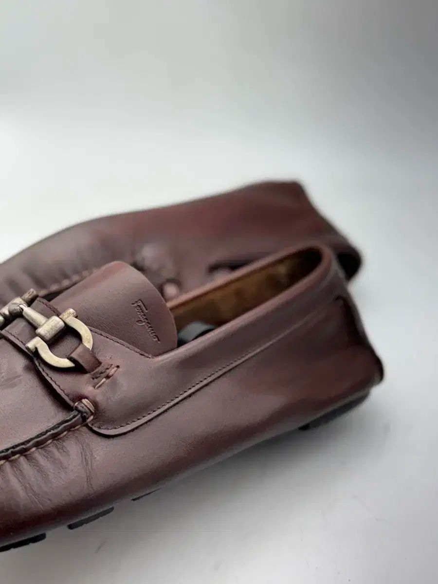 FERRAGAMO フェラガモ