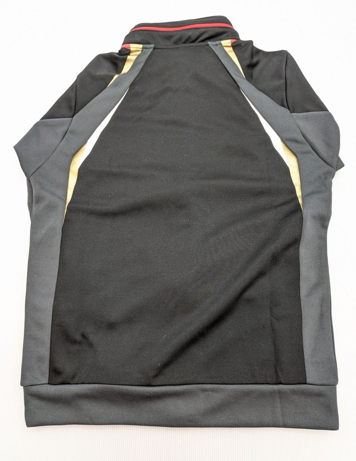 ジャージスーツ