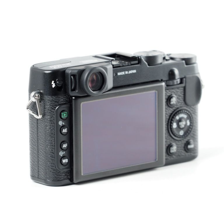 コンパクトデジタルカメラ