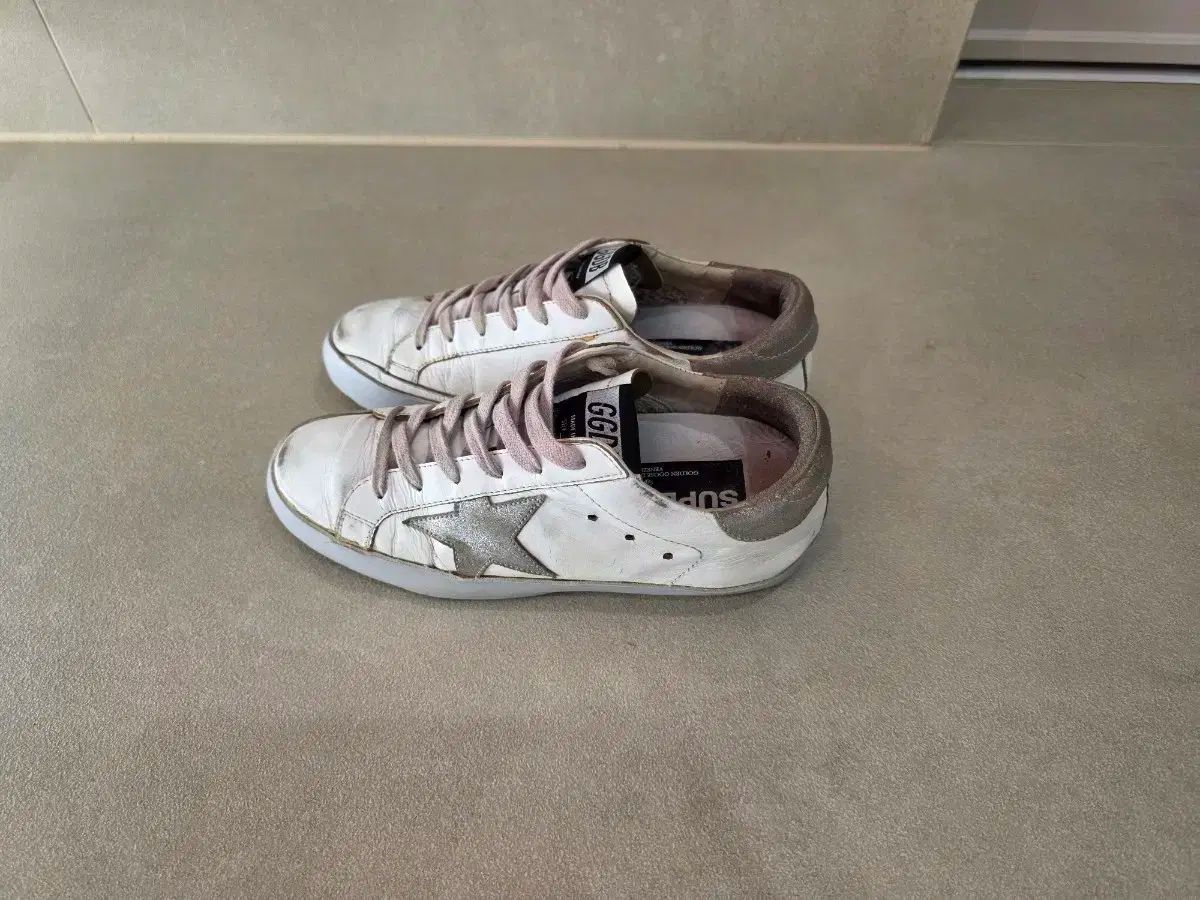 ゴールデングース SUPERSTAR スニーカー 35