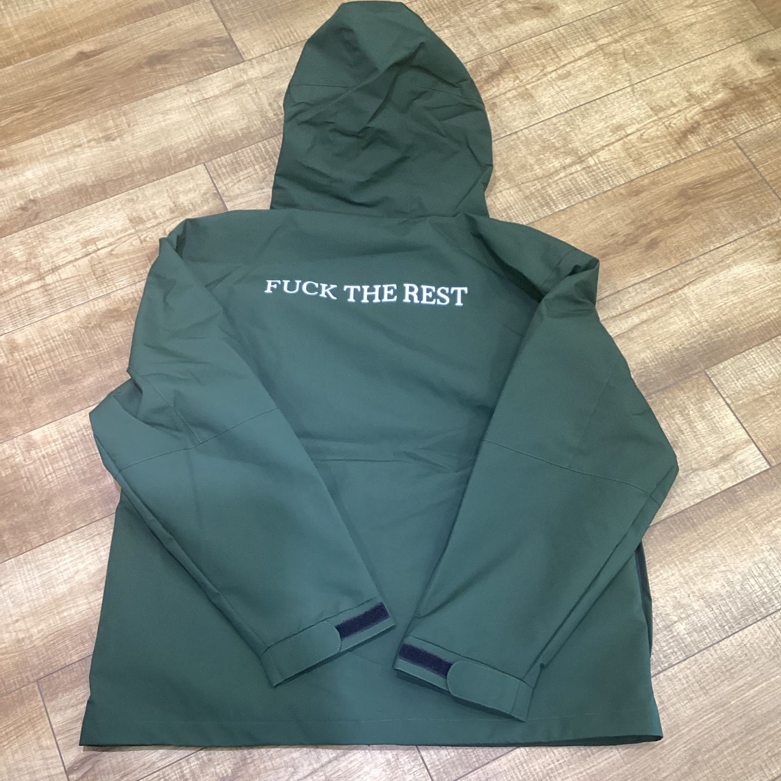 未使用スノーボードウェア】 HOLIDAY MASTER PLAN JACKET L Olive 24ｰ 
