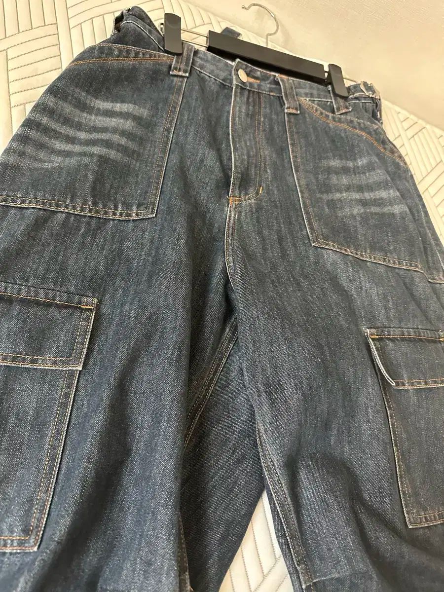 NOUN ナウン x パンツ します 2