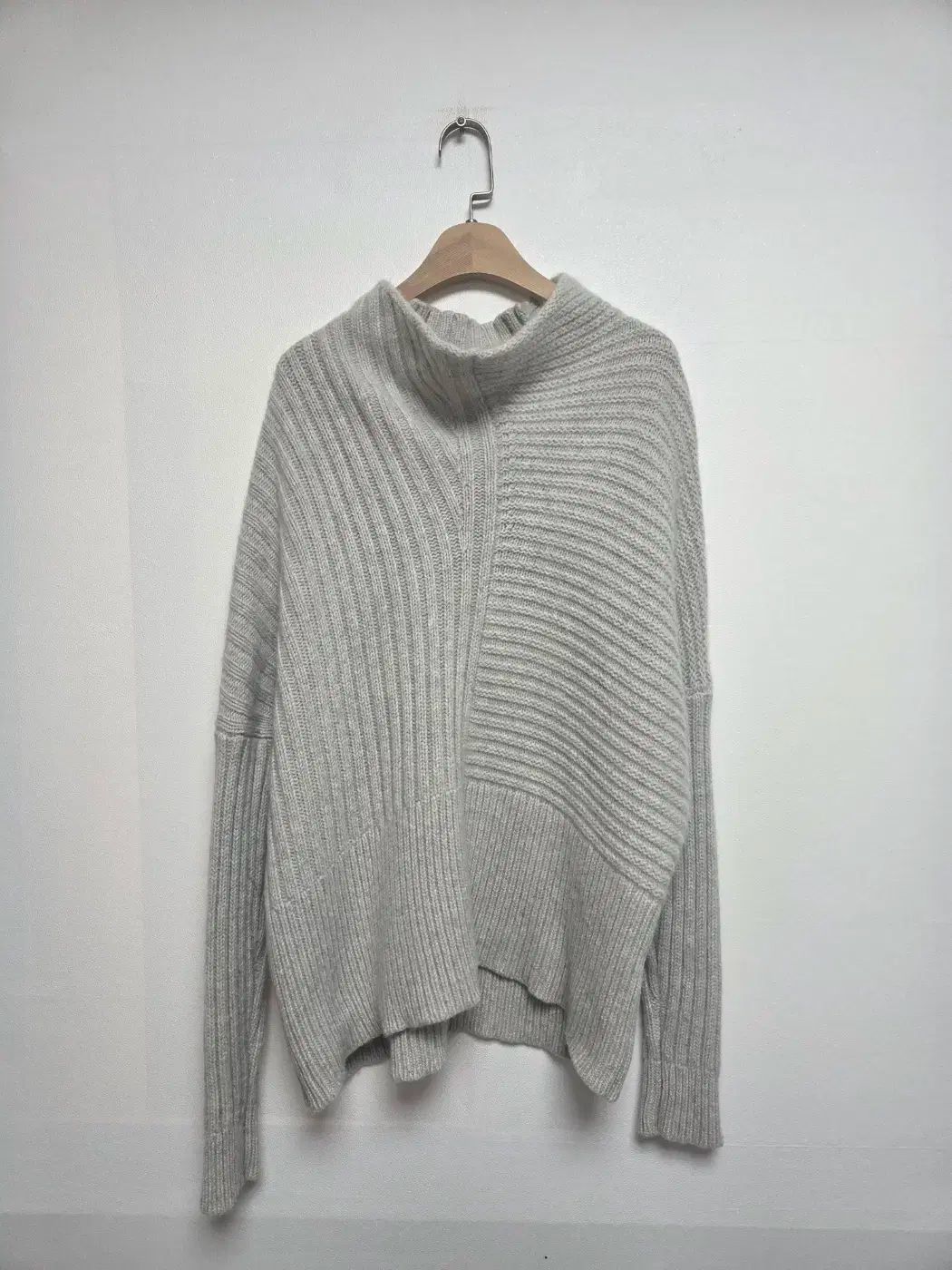 オールセインツ ファンリン セーター アイボリー M