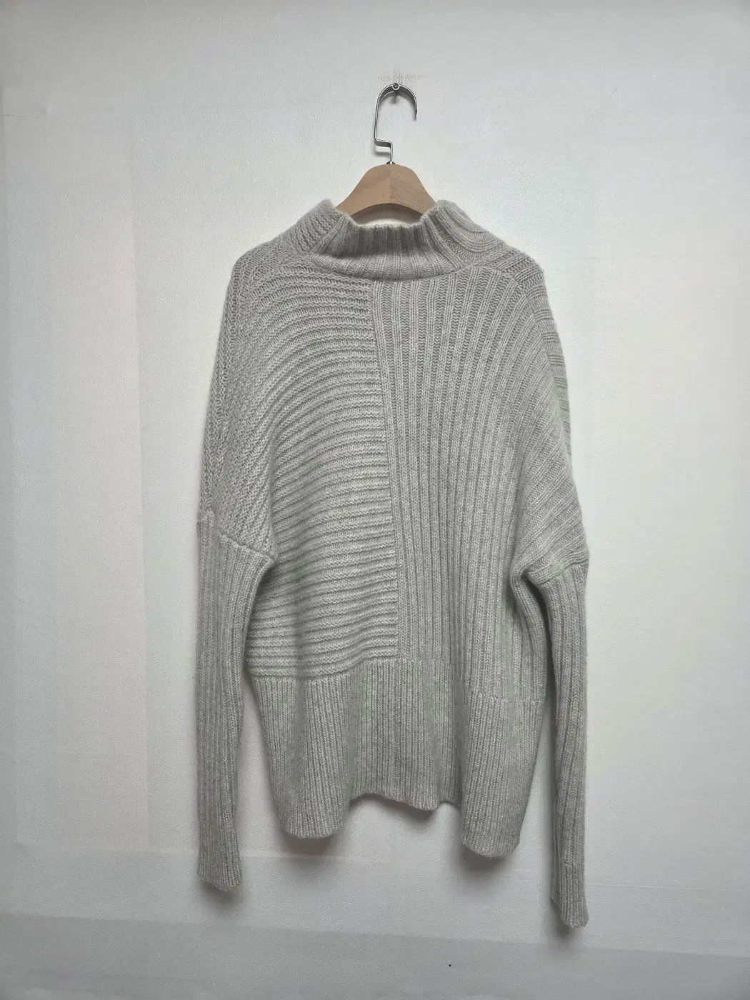 オールセインツ ファンリン セーター アイボリー M