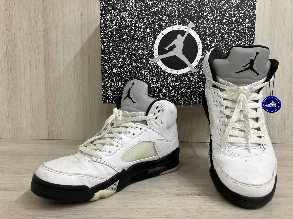 NIKE DD0587-110 スニーカー ナイキ AIR JORDAN 5 RETRO ホワイト ブラック 28.5cm
